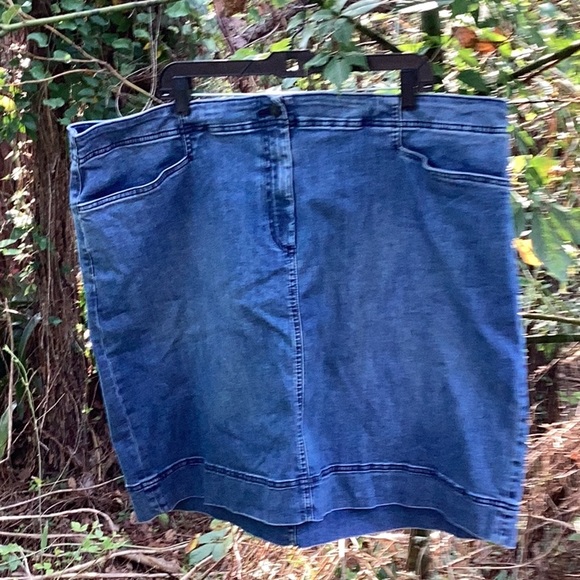 Talbots Dresses & Skirts - 🦋NWOT Talbots So Fun to Wear Size 22 W Denim Skirt Wardrobe Must Have 🦋